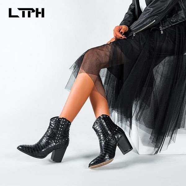 

lpth 2020 осень зима новый приход женщин обувь моды сплошной цвет глянцевая проверить остроконечные toe площади пятки короткие трубки мартин, Black