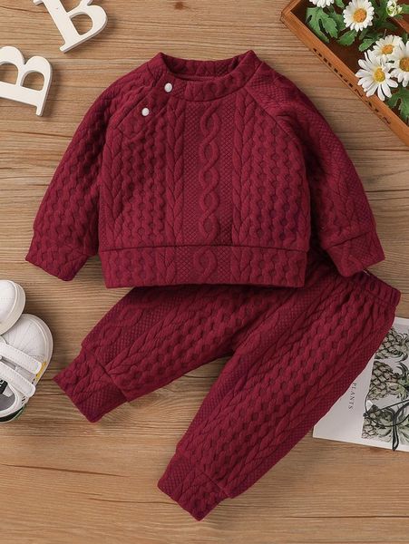 

baby raglan sleeve sweatshirt & sweatpants she, White