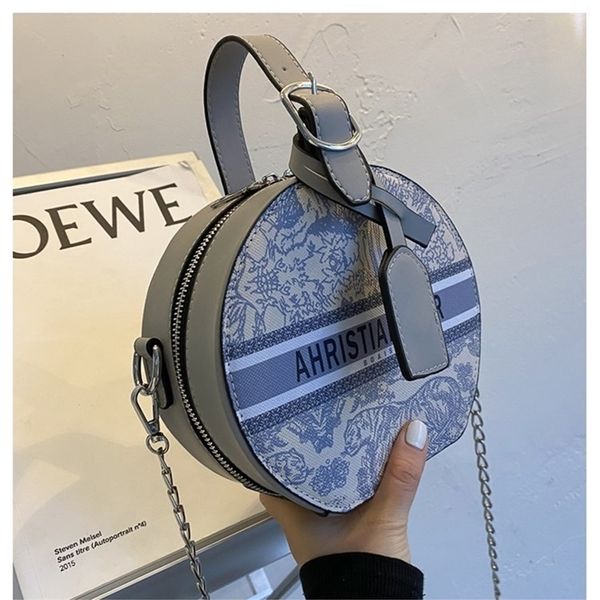 

sale 90% off winter new fashion small round bag chain lingge women's bag fashion single shoulder messenger