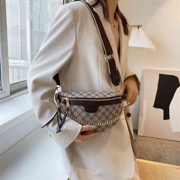 

75% off net red bag women's new versatile messenger chest street diagonal cross broadband