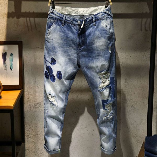

summer new men's pure cotton hole light color nine point fashion brand jeans, Blue
