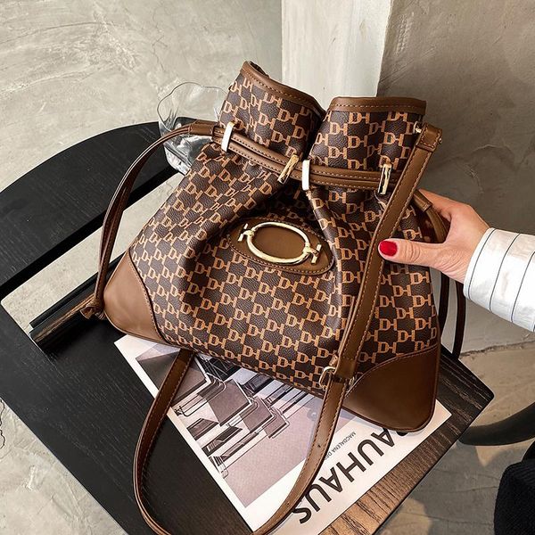 

hot ниша дизайн сумки осень / зима новая мода большой емкости универсальный плеча печати bucket bag ширина: 35.5cm