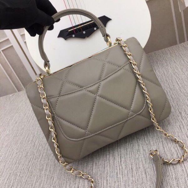 

2021 brand design fashionable women's bag 100% fashion leather women's handbag