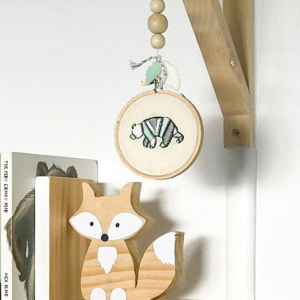 

ins decoration nordic style solid wood cartoon ornament long tail fox ornament decoration children's room pgraphy props