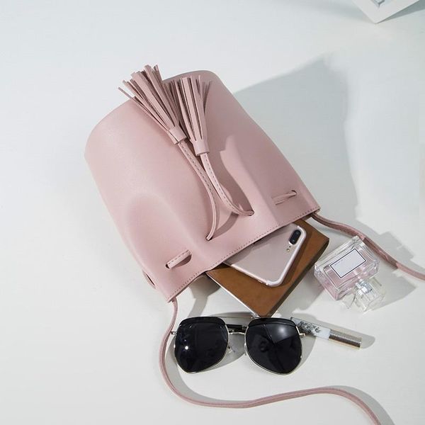 

2020 fashion women bucket bag vintage tassel messenger bag retro shoulder simple crossbody tote