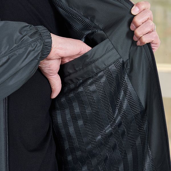 

middle aged and large leisure sports autumn dad outdoor jacket men's loose clothing for the elderly, Black;brown