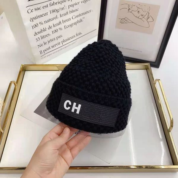 

new fashion beanie classic letter cold cap man woman skull caps warm fall winter fitted cap leather label high quality, Blue;gray