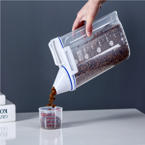 

moisture-proof dog food storage bucket pet snacks staple food container plastic cat food bucket sealed storage box