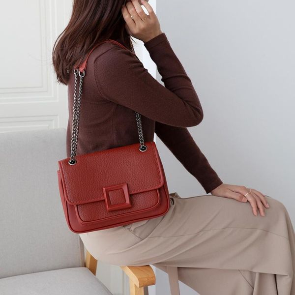

new female 2020 one-shoulder fashion western style simple fashion large capacity messenger all-match texture chain bag