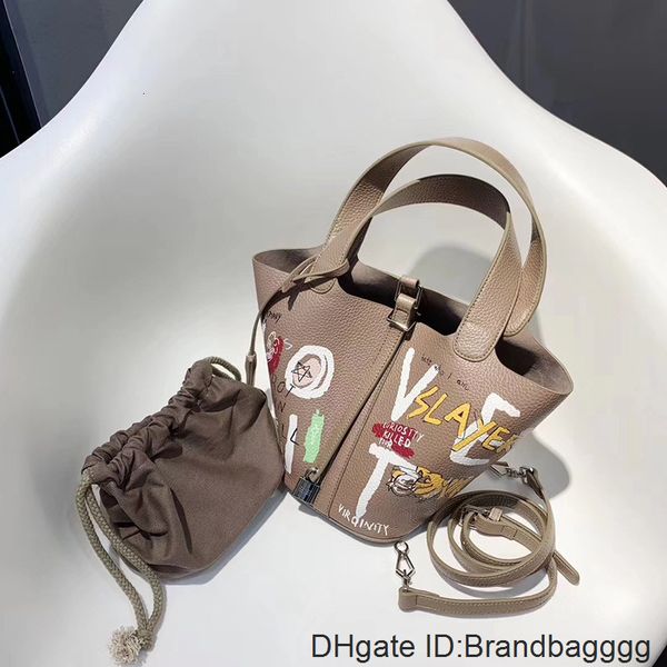 

brand new khaki bucket ladies fashion designer graffiti vegetable basket mother youth personality trend wild diagonal female bag 665
