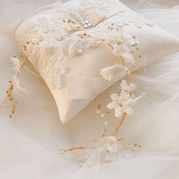 

2021 new arrival gold hair jewelry with white beads crystal hairpins for wedding engagement bridal gifts wholesale price, Golden;silver