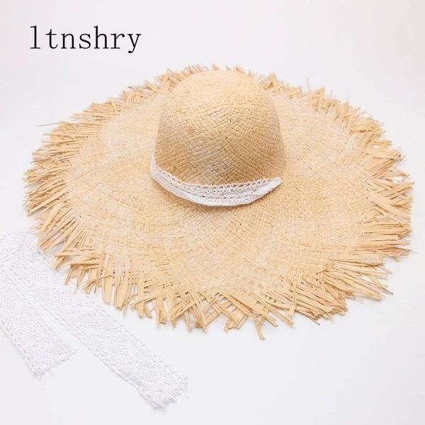 Teas feminina Raffia feminino Chapeau Summer Ribbon Sun Hat Wide Brim Beach Hat de Lace Branca Up Straw Hats Holiday Outdoor Holiday Y200602