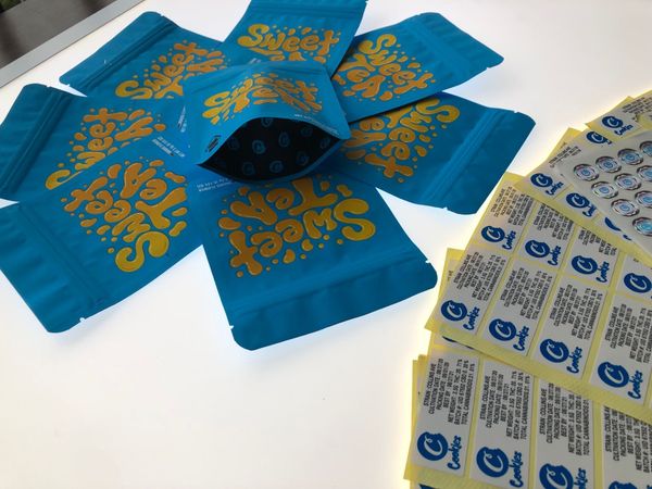 

cookies sweet tea blue flower medicated edibles local smell proof bags 3.5-7g mylar bags wmtwfq bdedome, Pink;blue