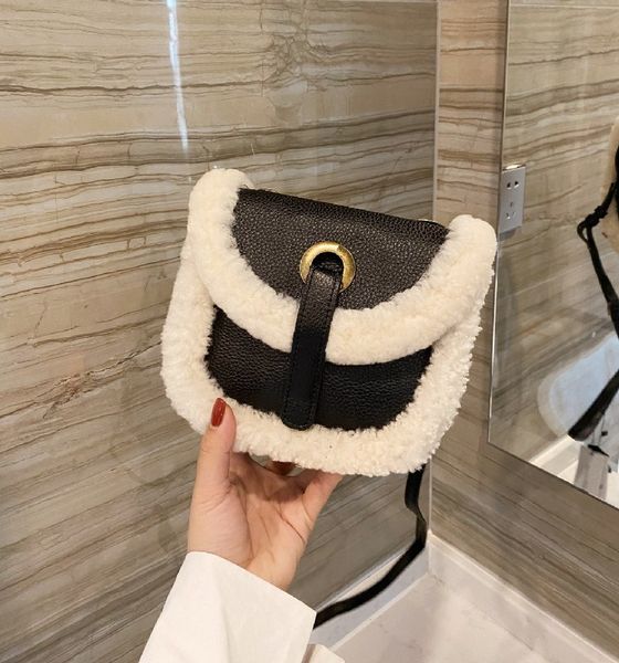 

designer diagonal shoulder bag 21 new fashion collocation lamb hair & cowhide saddle bag ladies high-quality fur all-in-one bag wf2012231