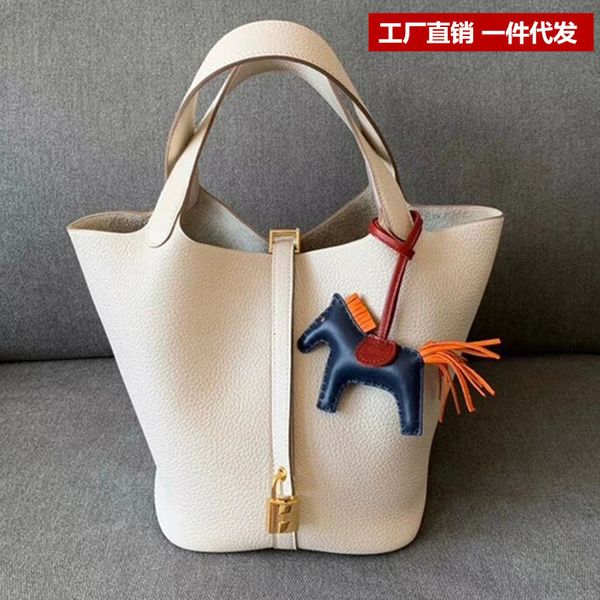 

new head layer lychee kraft vegetable basket fashion one shoulder portable leisure bucket bag