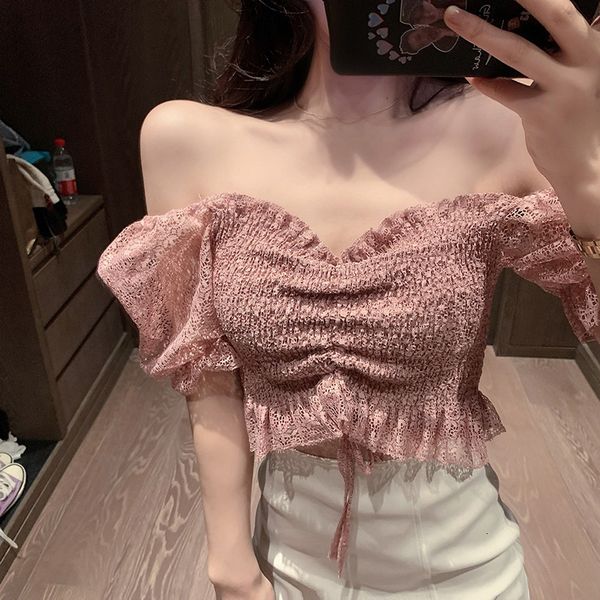 

2020 summer new off shoulder hook flower sleeve lace shirt with slim body and drawstring, revealing navel short for women