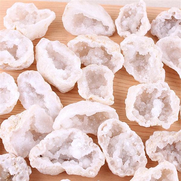 

1pc geode raw irregular natural stone rock crystal quartz cluster druzy mineral geode specimen home decoration collec qylloq, Black