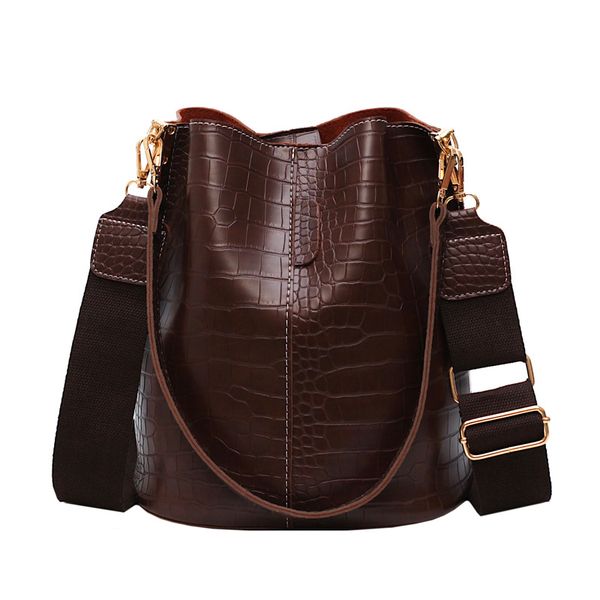

zz female crocodile pattern shoulder bucket bag wide shoulder strap messenger bag pu leather shoulder bag designer handbags crossbody bags