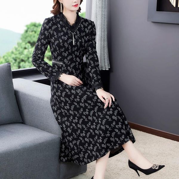 

casual dresses autumn black 5xl plus size knitting lace dress 2021 winter vintage print midi women bodycon elegant party vestidos, Black;gray
