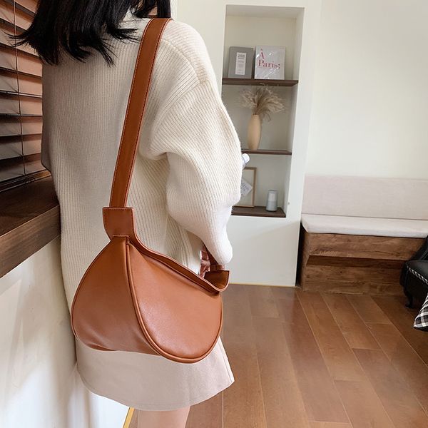 

2020 new style wild fashion diagonal shoulder bag simple solid color mini saddle bag purse