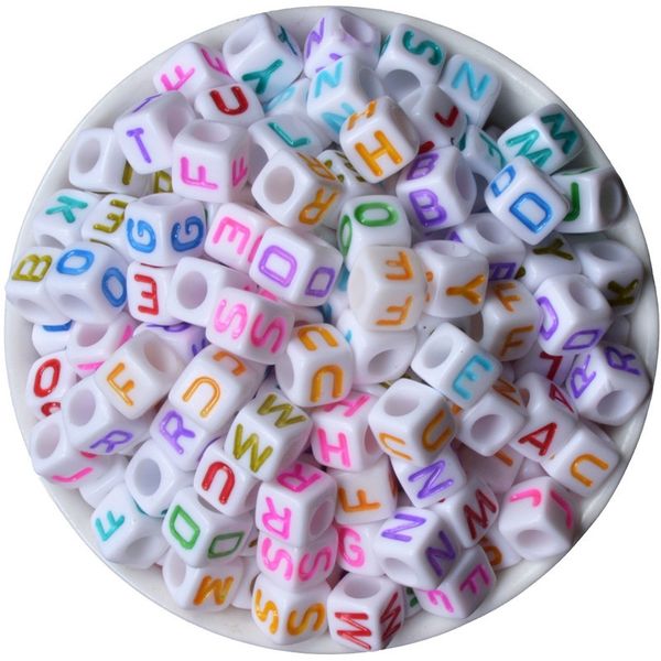 Alfabeto di plastica Bianco 200pc Dimensione di 6x6m perline Lettere acriliche Lettere per bambini Educazione dei bambini Fatti a mano Braccialetto FAI DA TE Perline Y200730