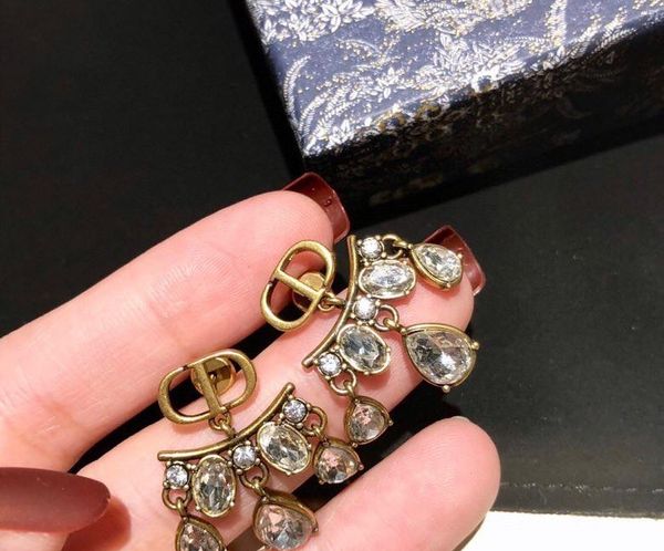 

бесплатная доставка 2020 новых серьги моды серьги дамы exquisite11, Golden;silver