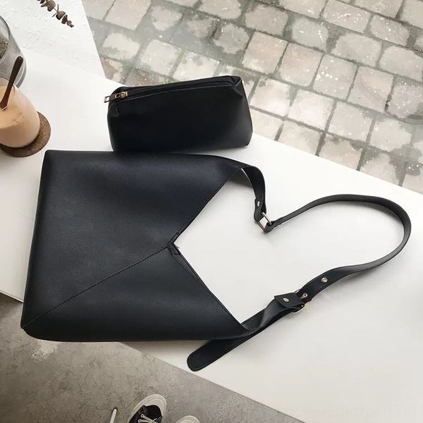 

qvitn 2020 women's solid strap child simple shoulder color mother and triangle bag pu large capacity shoulder cross triangle bag dq7pd