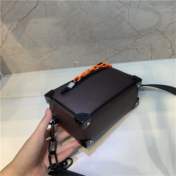 

fashion luxury female mini soft trunkgenuine leather clutch bags hign end version handbag for women female trunk hand bag, Black;red