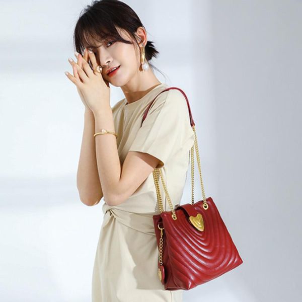 

2020 new bride bag women's leather bags bucket bag shoulder messenger