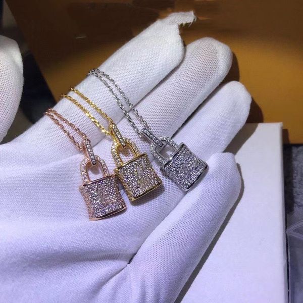 

a stainless steel silver necklace is a must-have for an engagement