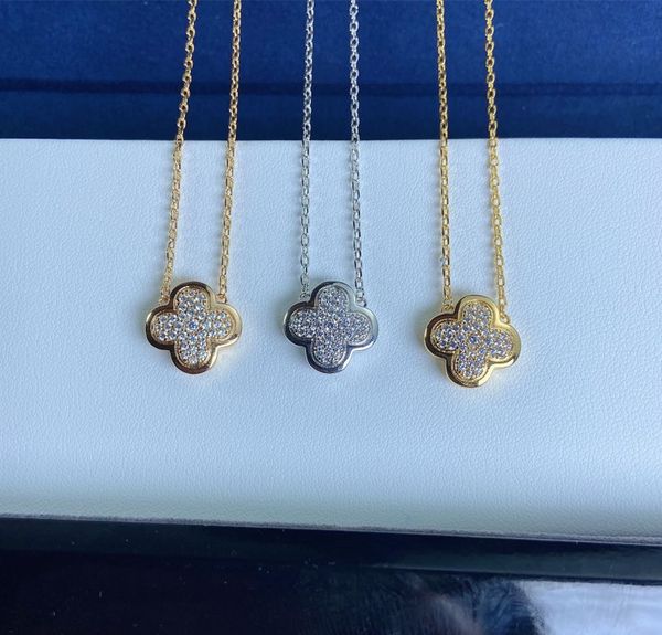 

in the simple design of the white and gold diamond four-leaf clover necklace, the workmanship is full of texture and highlights your tempera, Silver