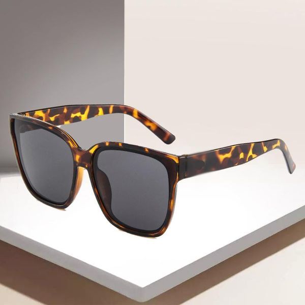 

fashion brand women sunglasses designer vintage sun glasses big frame style eyewear for women glasses gafas1, White;black