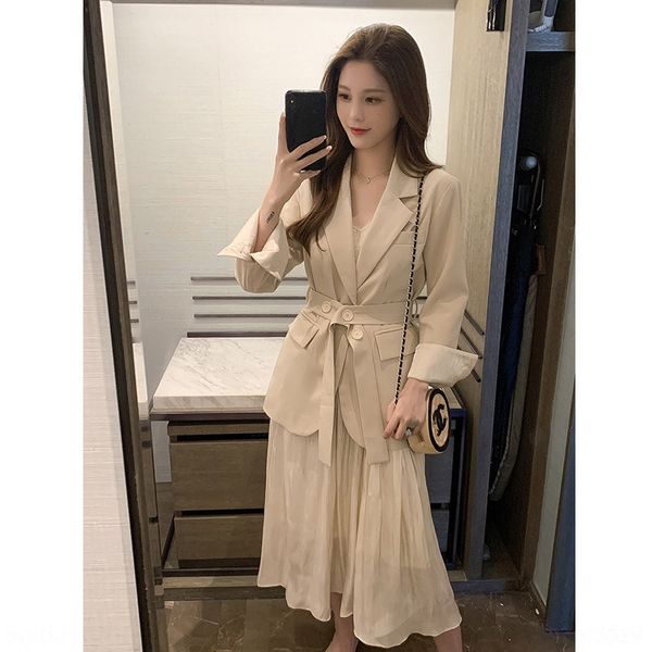 

hqe3q temperament goddess suit 2020 summer internet three-piece small suit with camisole half-length skirt skirt skirtdress popular celebrit, Gray