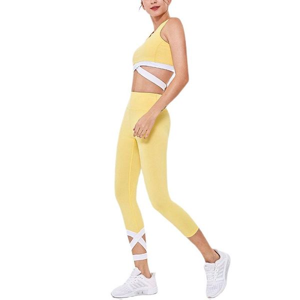 

seamless women yoga set gathering shockproof cross hollow sport bra fitness jogging capris stitching gym leggings two pieces kg-369, White;red