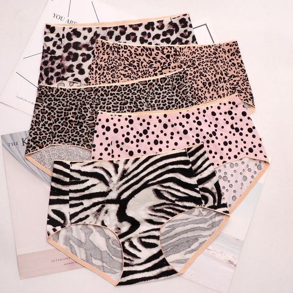 

895 one piece traceless fur leopard print invisible underwear for girls, Black;pink