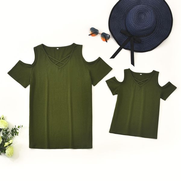 

2020 style parent-child wear, mother and women's pure color short-sleeved t-shirt off-shoulder parent-child wear, Blue