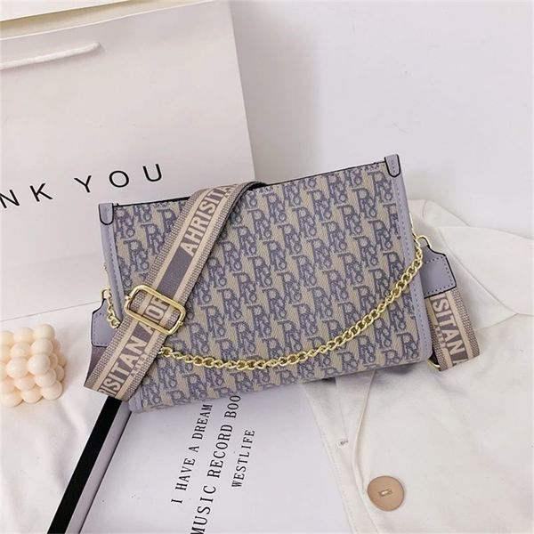 

70% off deals online french niche women's popular new fashion versatile ins net red chain messenger bag wholesale store