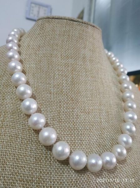 

fine huge 18"12-13mm genuine natural south sea white pearls necklace 14k, Black
