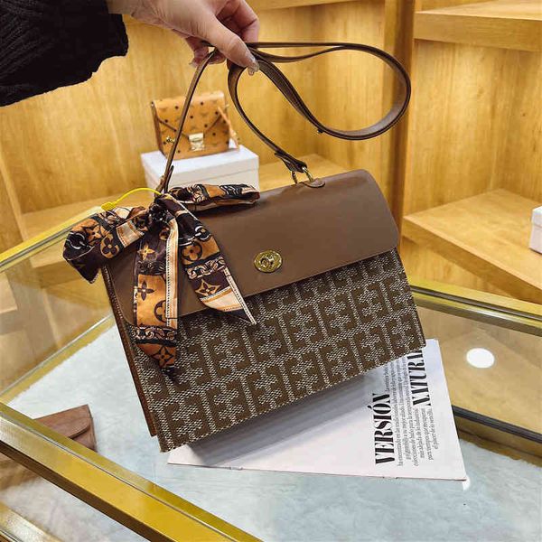 

2022 factory outlet popular this year, single shoulder small square fashion autumn and winter messenger bag female ea7h