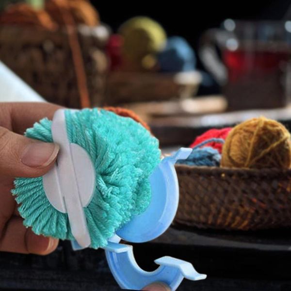 

1 set essential pom-pom pompom maker fluff ball weaver needle craft knitting tool diy set ball production accessories #t2p, Black