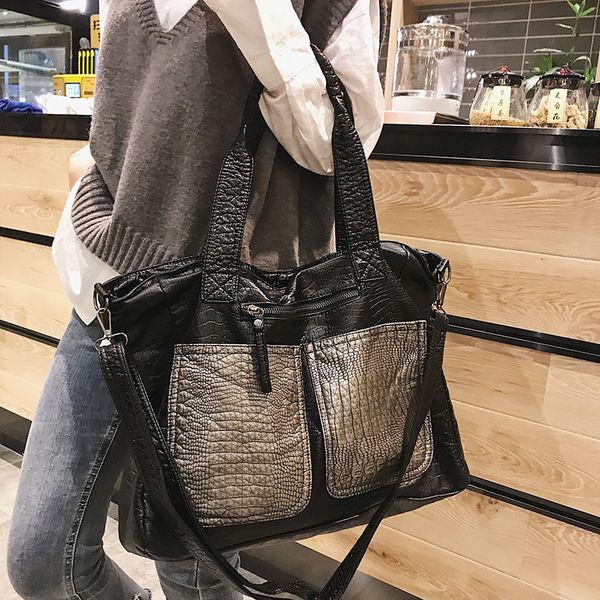 

big soft leather bag for women 2020 large capacity luxury designer handbag casual shopper female fashion hobo bag 0928