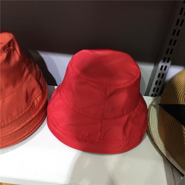 

женщины шелк red hat bucket lady ограниченный брим шторкой шляпы девушки тонкий лето fisherman hat soft solid satin bucket, Blue;gray