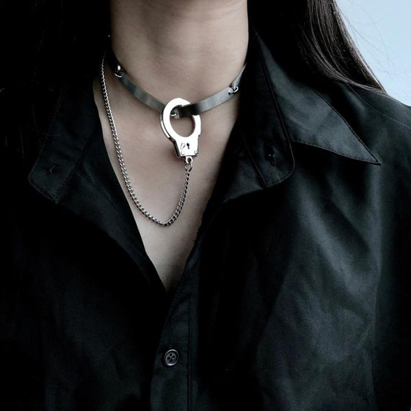 

chokers peri'sbox two layered handcuff necklaces long chain choker for women punk stainless steel clasp necklace 2021 fashion, Golden;silver