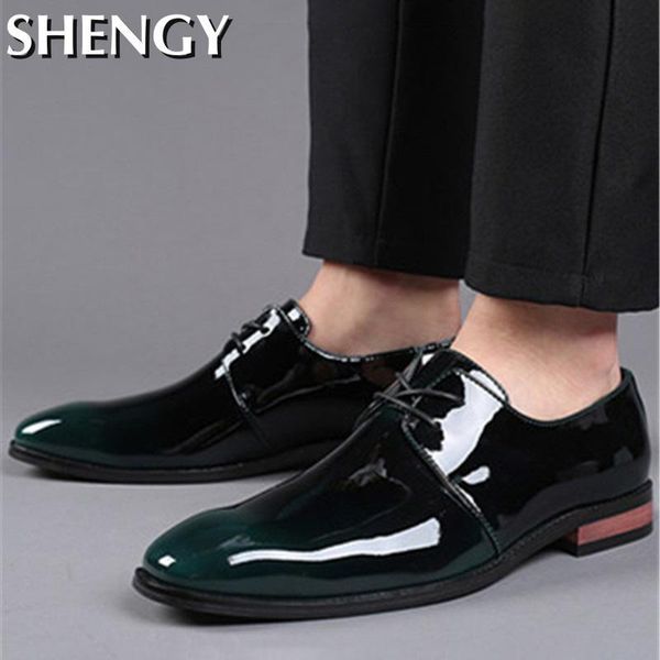 

2021 fashion men's dress shoes brand leather pointed toe outdoor oxfords classic business formal shoes men comforteble zapatos, Black