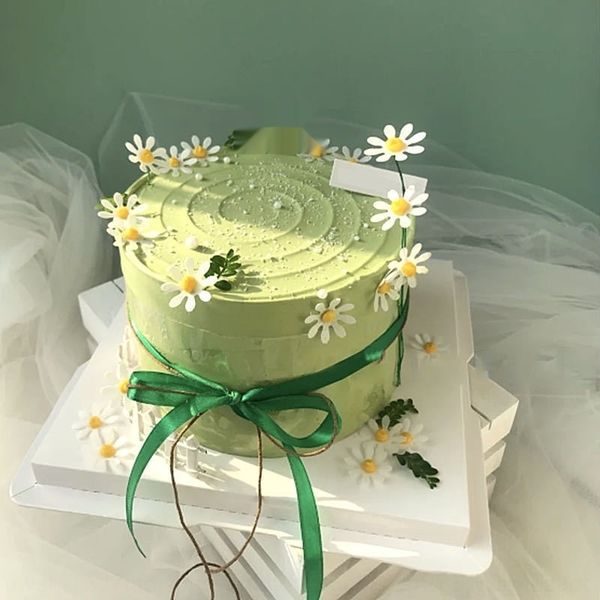 

7koei ins acrylic internet celebrity new small plug-in imitation sugar small set internet decoration ins acrylic fresh celebrity cakedaisy d