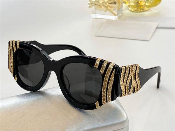 

new fashion sunglasses design versatile oval frame 0070 inlaid with 160 rhinestones, classic popular style uv400 protective glasses, White;black