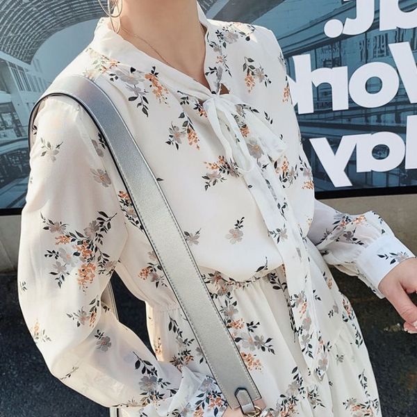 

2020 new spring and autumn fragmentary dresswomen's dressflower long sleeve gentle fairy dress french mid long versatile dress fashion, Black;gray