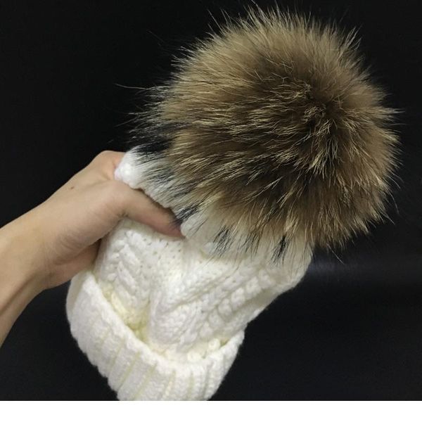

2020 skullies beanies winter hat for women warm hat fashion brand knitting warm cap 18cm fur pompom hat cap leisure fash qyldhk