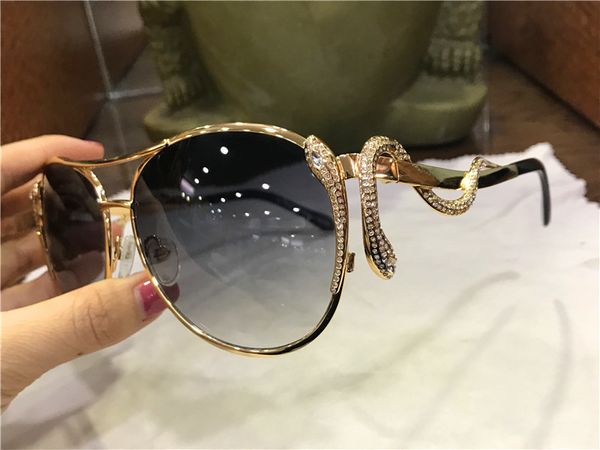 

luxury- new fashion women designer sunglasses 909 metal pilot animal frame snake-shaped legs with diamonds protection eyewear, White;black