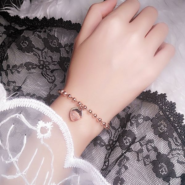 

мода шаровые новые любители любят буквенный титан стал золотом гальванических ювелирных изделий шарика браслет способа новых любовник кулон, Golden;silver